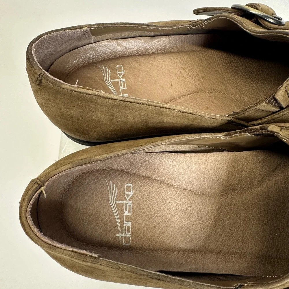 Dansko Brown Nubuck Leather Wedge Monk Strap Buckle Pumps Shoes Size 38 7.5-8